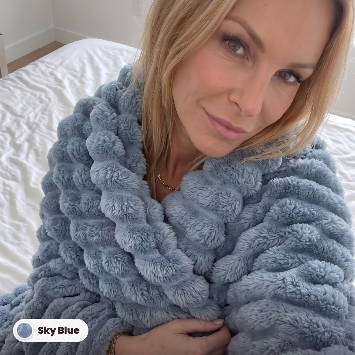 Limosia Cloud Rib Blanket in Sky Blue